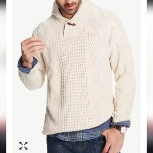NWT Weatherproof Cable Knit Sweater